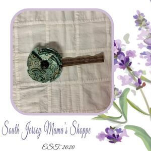 Handmade Infant Headband Brown Green Goldish Flower Center Size 0-3 Months B297